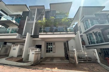 Saville @ The Park - Twin Villa