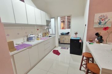 Savanna Executive Suites @ Southville City