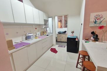 Savanna Executive Suites @ Southville City