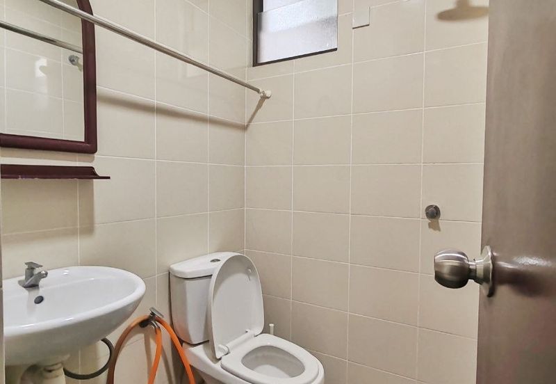 Residensi Zamrud (Zamrud Residensi)