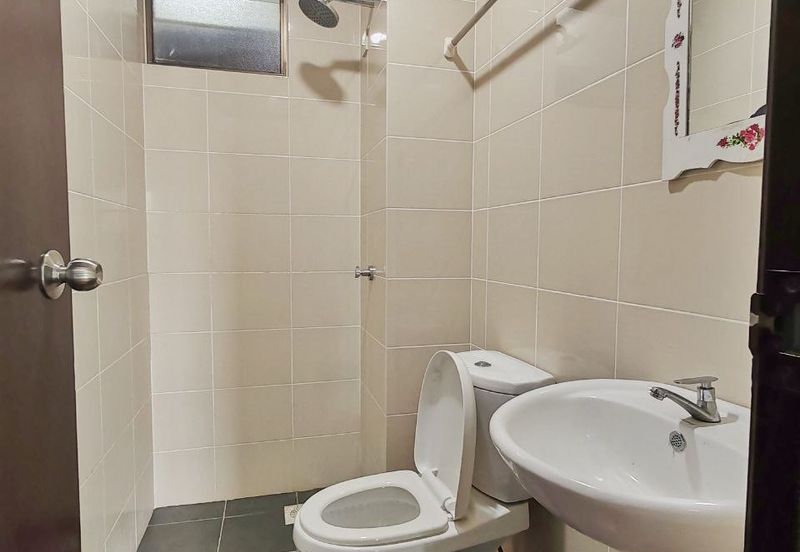 Residensi Zamrud (Zamrud Residensi)