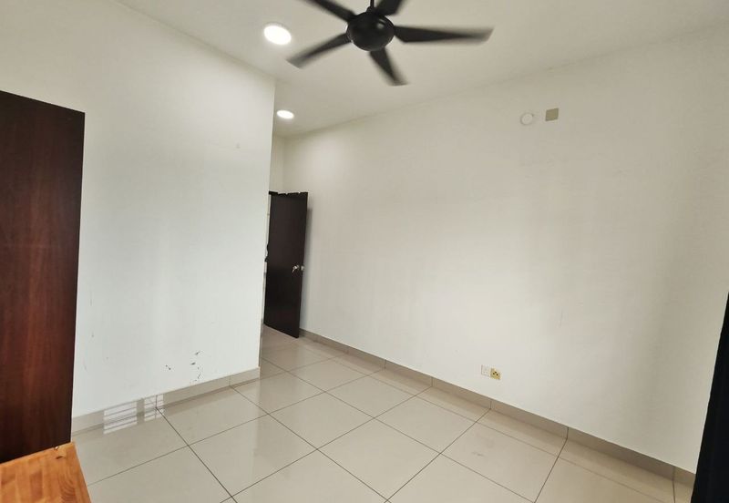 Residensi Zamrud (Zamrud Residensi)