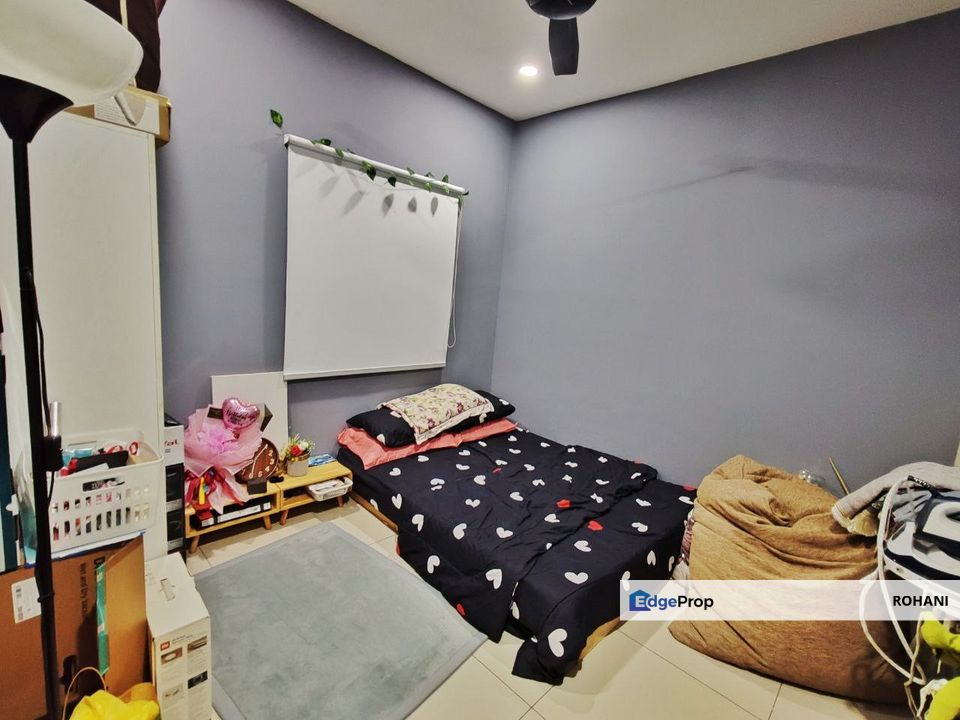 Residensi Zamrud kajang Selangor Condominium RENOVATED, CANTIK, MURAH BELOW MV For Sale , Selangor, Kajang