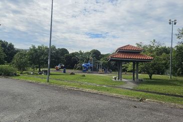 Nusari Aman 2 @ Bandar Sri Sendayan