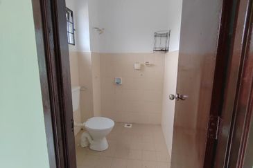 Persiaran Puncak Alam 1 