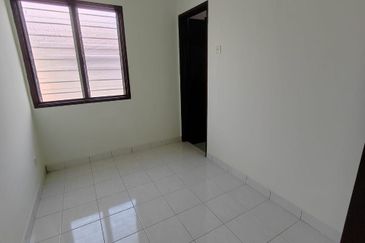 Persiaran Puncak Alam 1 