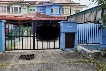 Persiaran Puncak Alam 1 