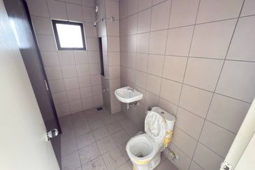 Casira 3 @ Bandar Bukit Raja