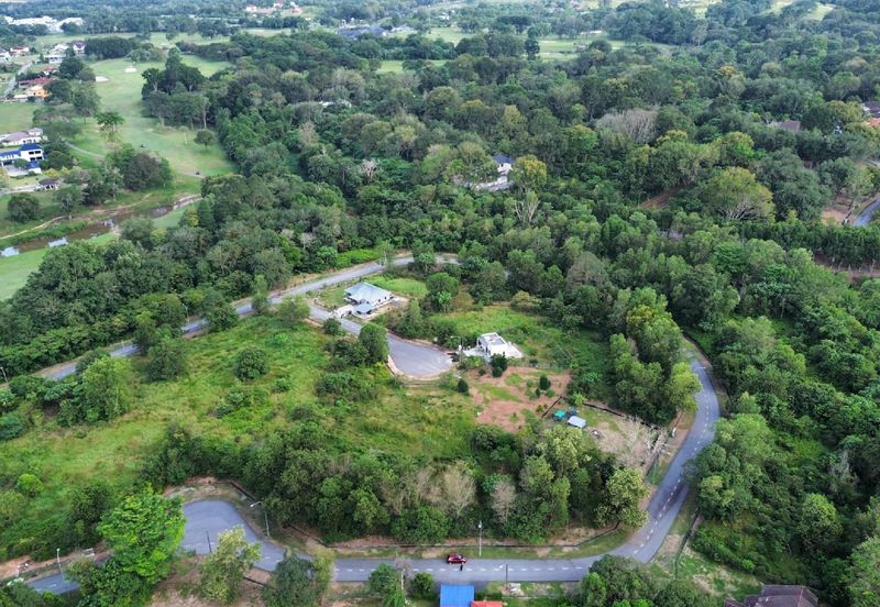 Perdana College Heights