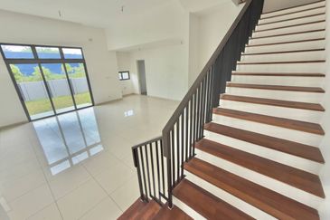 Broadleaf Residences, Hometree