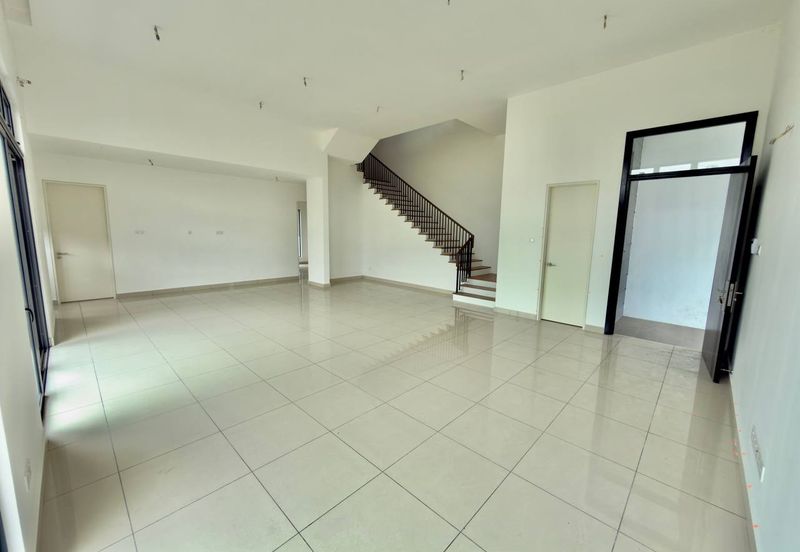 Broadleaf Residences, Hometree