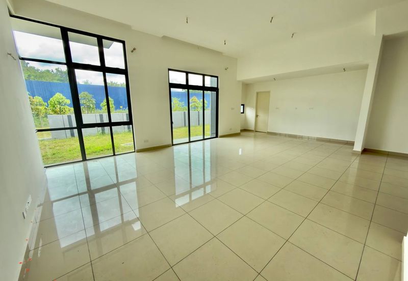 Broadleaf Residences, Hometree