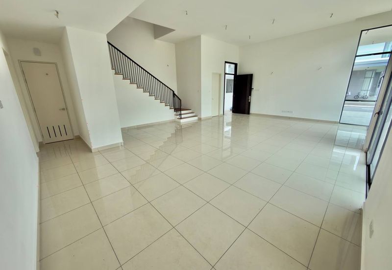 Broadleaf Residences, Hometree