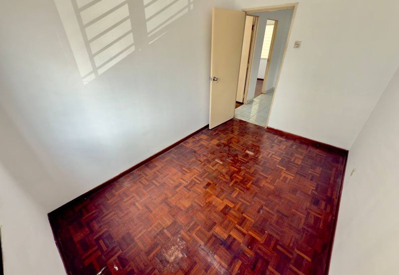 Pangsapuri Mutiara Subang