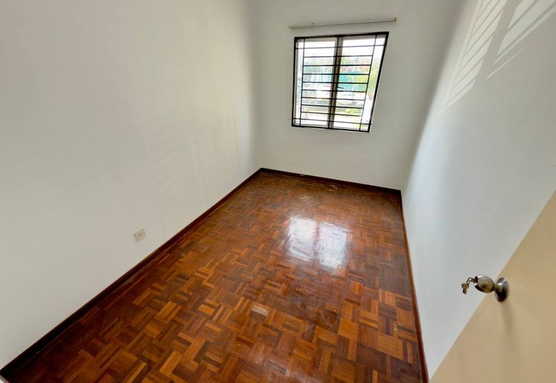 Pangsapuri Mutiara Subang