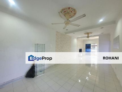 Green Villa Apartment , Bangi Sealngor, BIG SIZE, LEVEL 2 WITH LIFT For Sale, Selangor, Bangi