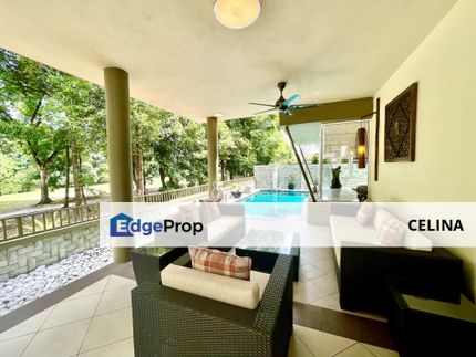 Stunning Nature meets Luxury Bungalow with Pool, Selangor, Sungai Buloh