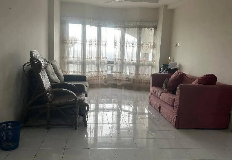 Dwi Mahkota Condominium