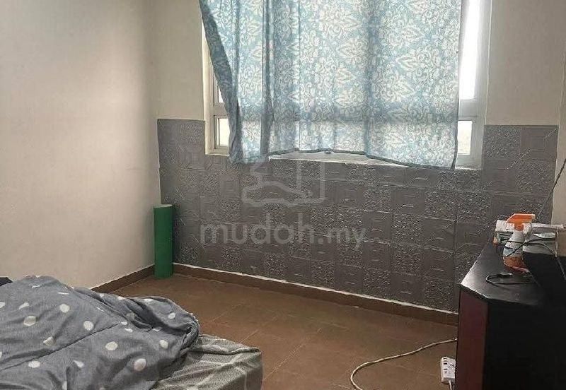 Dwi Mahkota Condominium