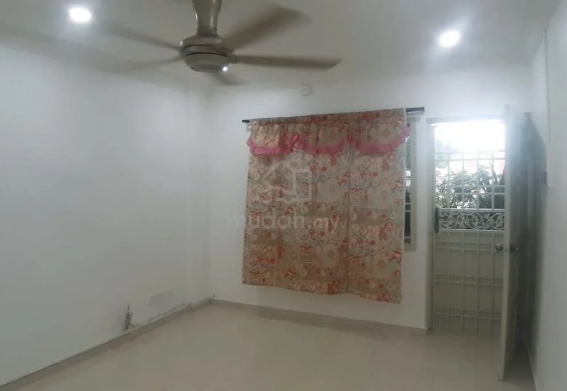 Taman Harmoni 2 Flat