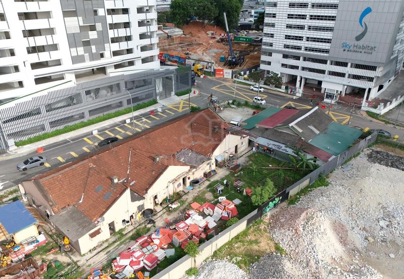 Jalan Tanjung Puteri