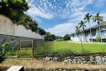 BUNGALOW LAND ( FREEHOLD + 6,600 Sft ) Kemensah, Ampang