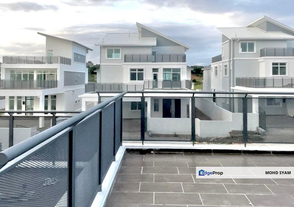 RUMAH BANGLO ! - 2.5Sty BUNGALOW HOUSE + ( FREEHOLD ) MELAKA 2023, Melaka, Durian Tunggal