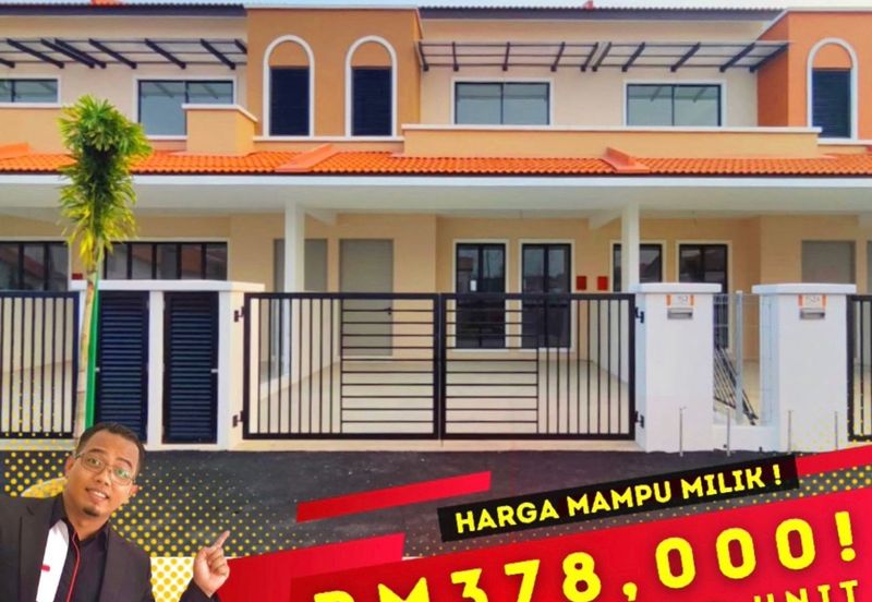 Spanish Gardens by The Water