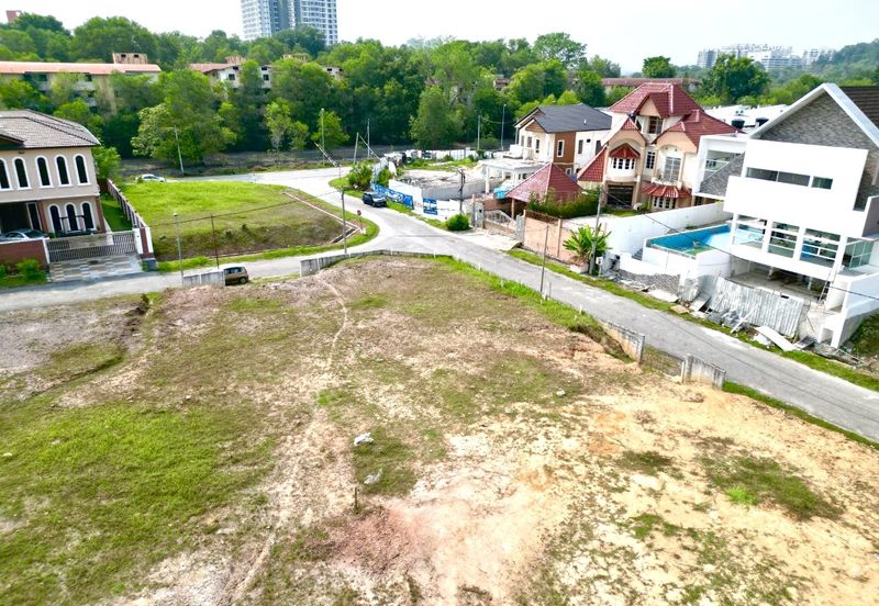 TANAH LOT BANGLO  ( 6,600 Sft ) TMN UNIVERSITI BANGI 2024