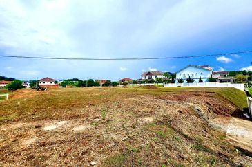 TANAH LOT BANGLO  ( 6,600 Sft ) TMN UNIVERSITI BANGI 2024