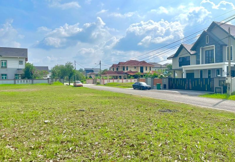 TANAH LOT BANGLO  ( 6,300 Sft ) TMN UNIVERSITI BANGI 2025