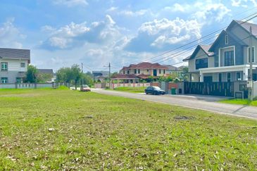 TANAH LOT BANGLO  ( 6,300 Sft ) TMN UNIVERSITI BANGI 2025