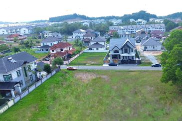 TANAH LOT BANGLO  ( 6,300 Sft ) TMN UNIVERSITI BANGI 2025