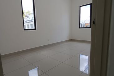 Robin @ Bandar Rimbayu