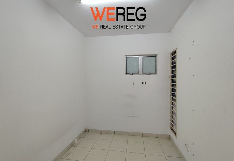 Azaria Apartment @ Bandar Paklands