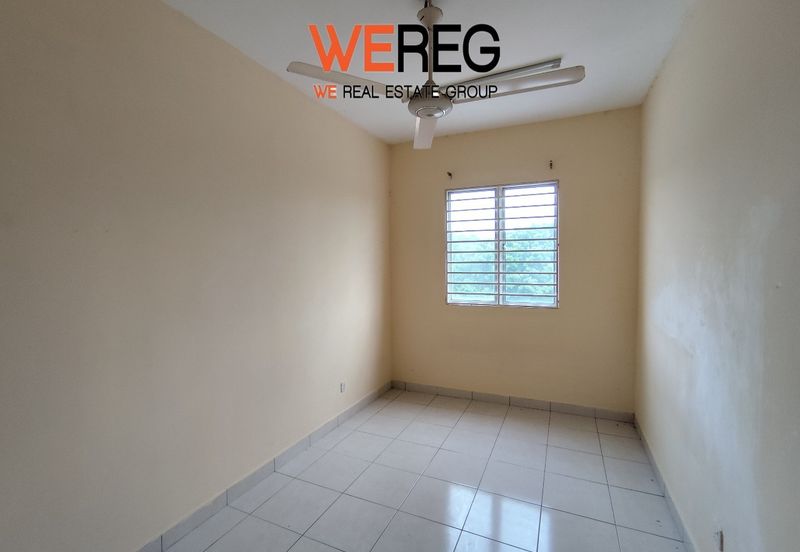 Azaria Apartment @ Bandar Paklands