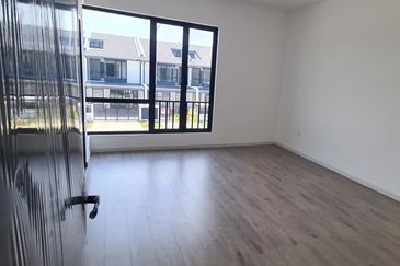 Nadira 3 @ Bandar Bukit Raja