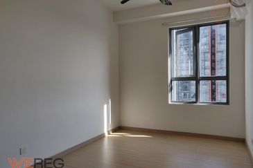 Gravit8 @ Klang South