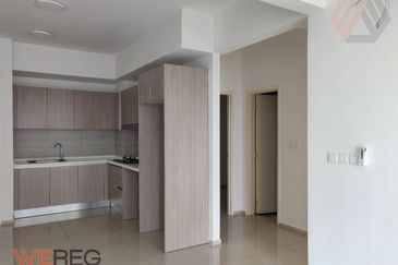 Gravit8 @ Klang South