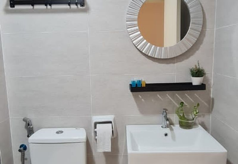 Adria Residence @ Gravit8