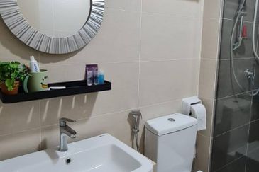 Adria Residence @ Gravit8