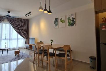 Adria Residence @ Gravit8