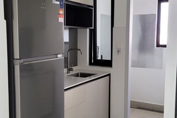 Amber Residence @ twentyfive.7