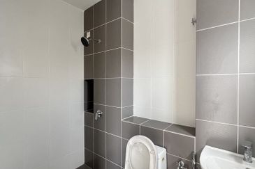 Jalan Setia Permai U13/41E