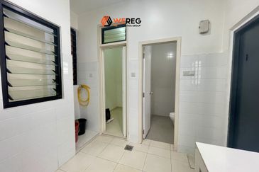 Jalan Setia Permai U13/41E