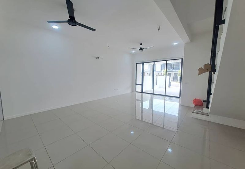 Nadira 3 @ Bukit Raja