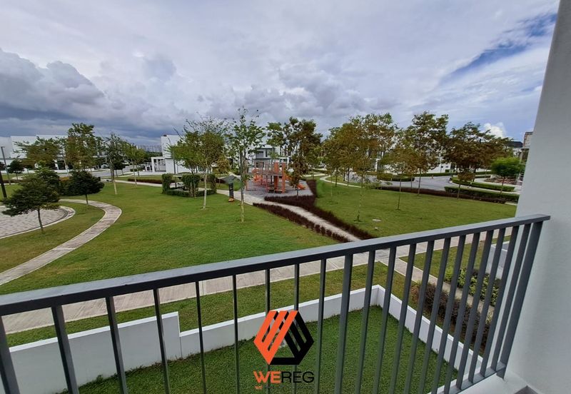 Lucent Residence @ twentyfive.7