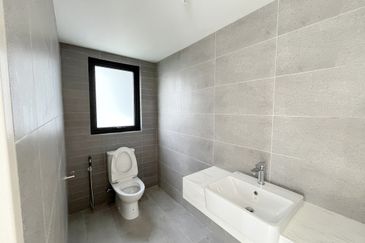 Freesia Residences @ Tropicana Aman