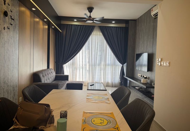 Gravit8 @ Klang South