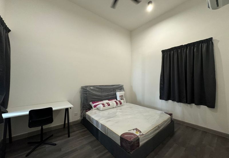 Gravit8 @ Klang South